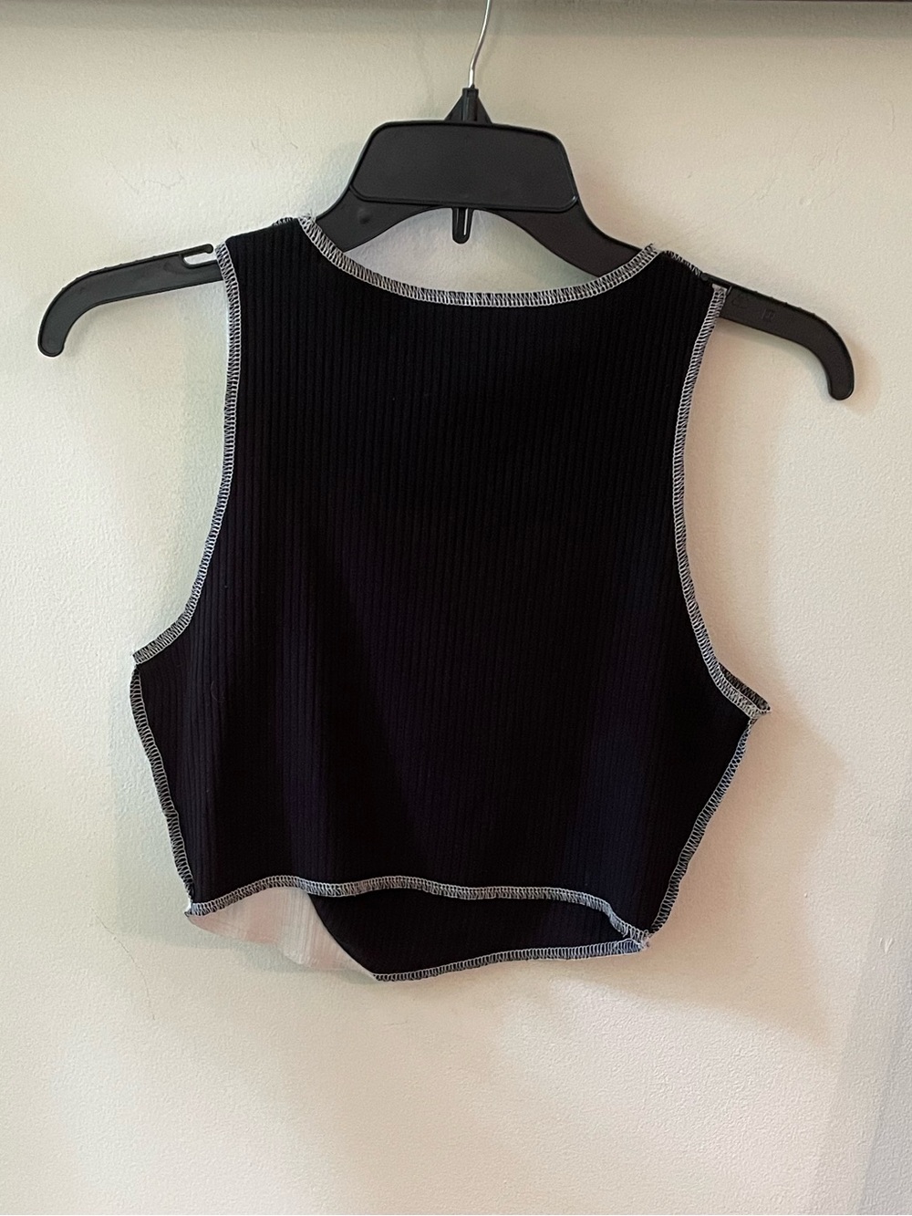 Yin and Yang Ribbed Crop Tank Top with Contrasting Reverse Seam - Picture 2 of 2